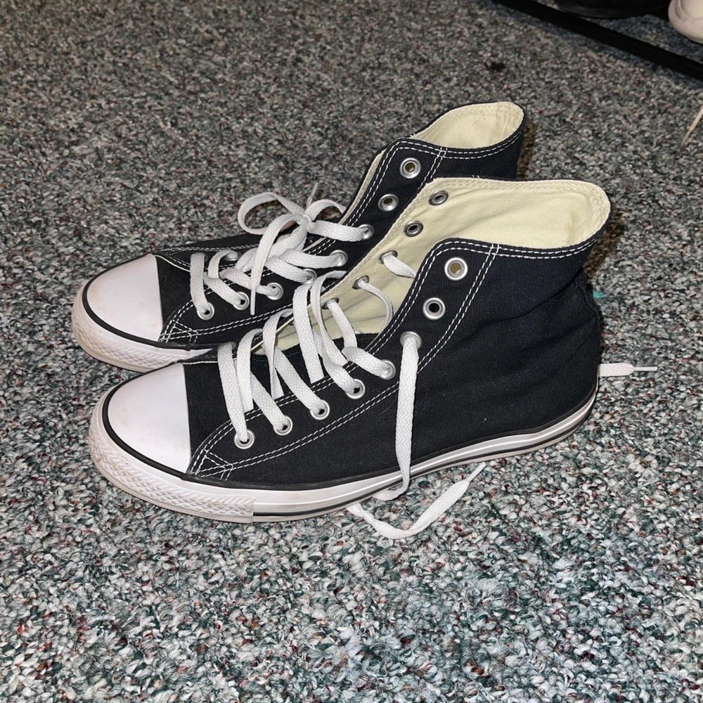 COPY - Black Converse